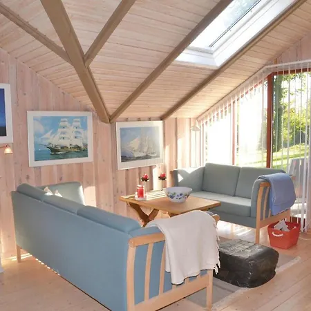Three-bedroom Holiday In Hemmet