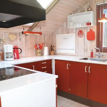 Three-bedroom Holiday In