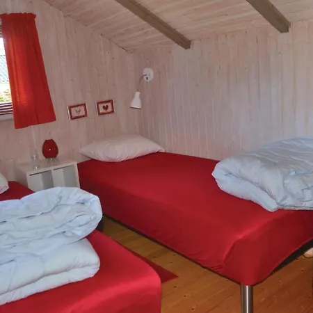 Three-bedroom Holiday In 別荘 Hemmet