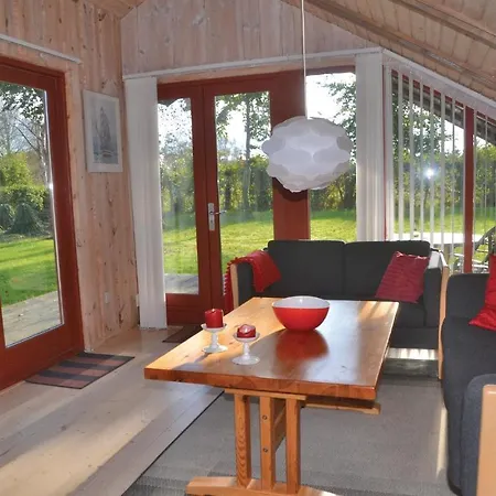 Three-bedroom Holiday In * Hemmet