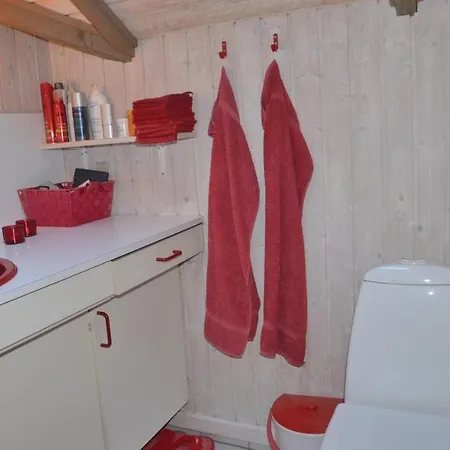 Three-bedroom Holiday In *